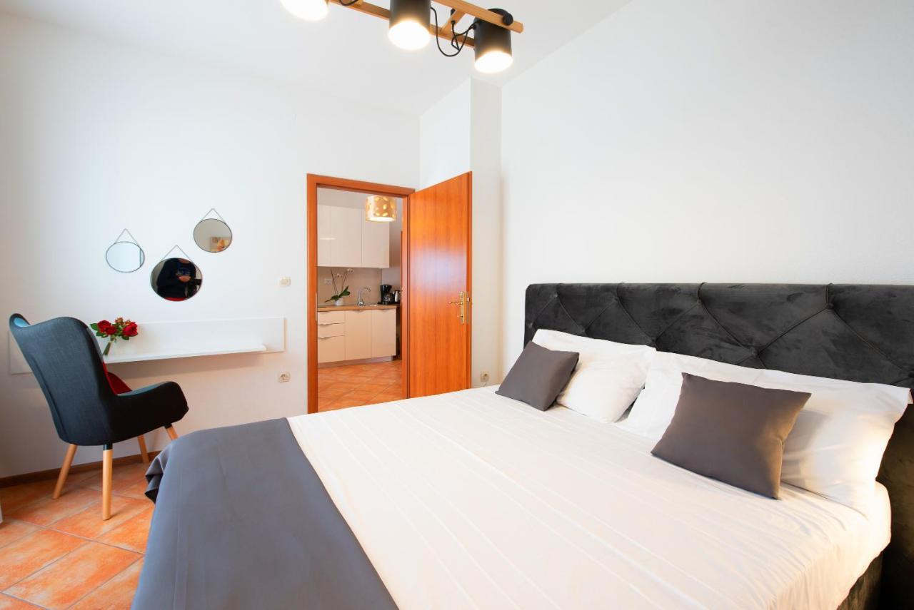 Apartments Tomi & Ivana Τρογκίρ Εξωτερικό φωτογραφία